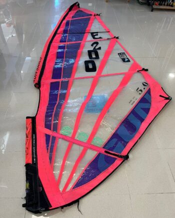 Vela de windsurf segunda mano gun wave 5.0