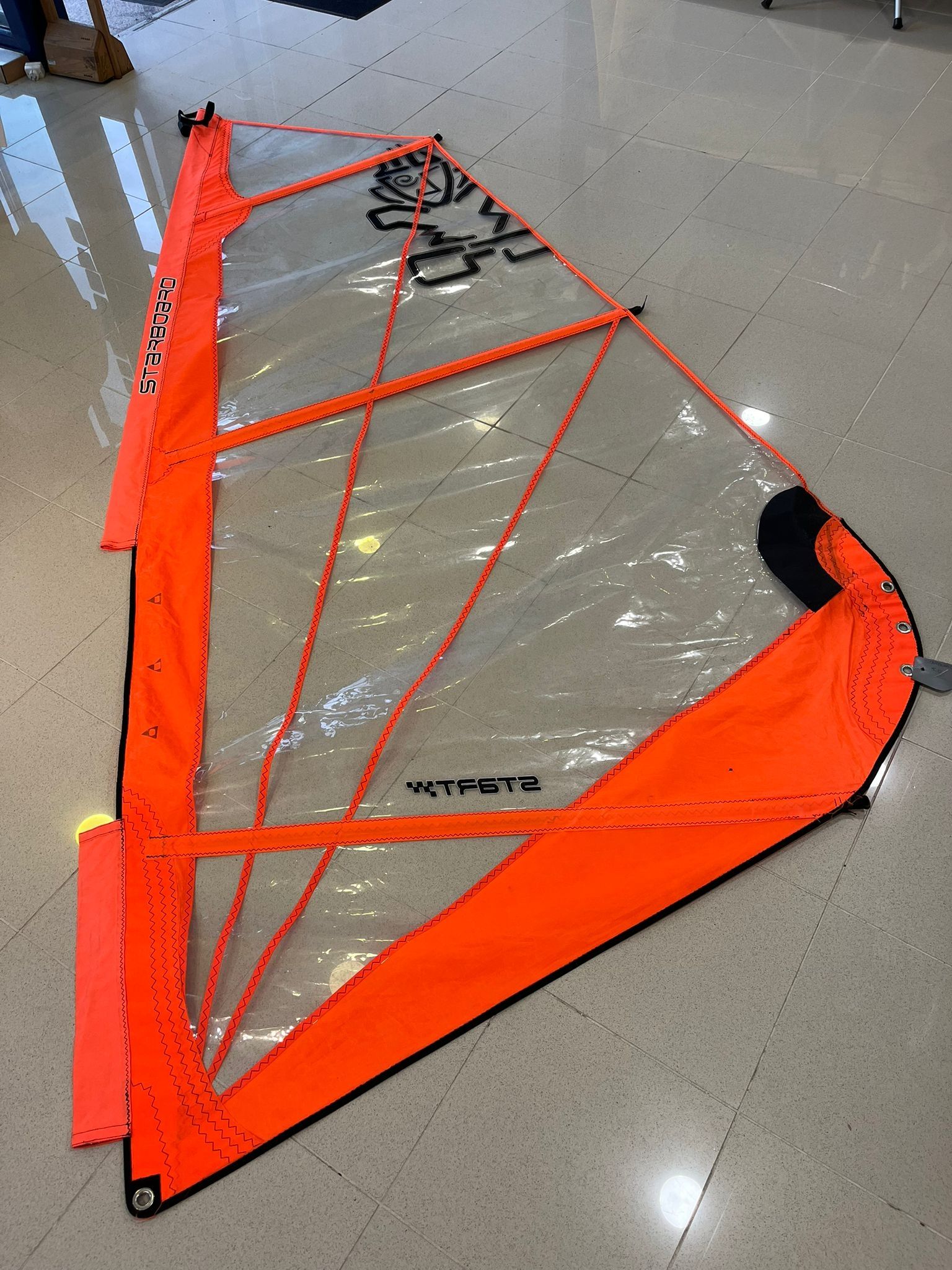 Vela de windsurf segunda mano starboard star 5.0