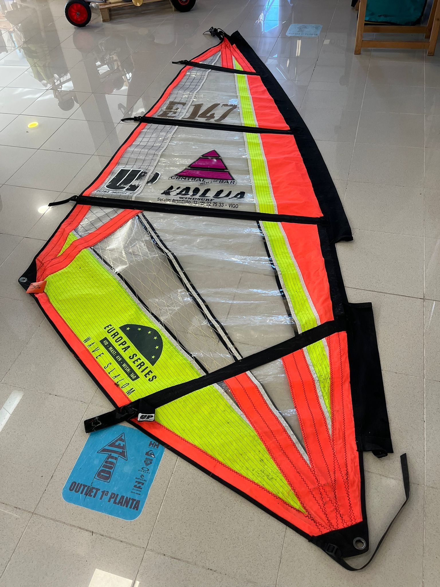 Vela de windsurf segunda mano UP wave slalom 4.1