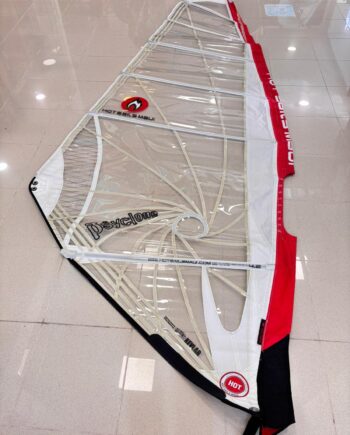 Vela de windsurf Hot Sails Psylone 4.2m nueva